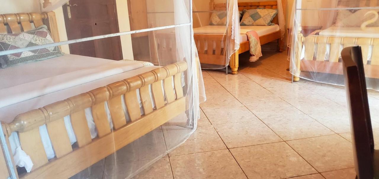 La Feve Beach Bed And Breakfast Entebbe Luaran gambar