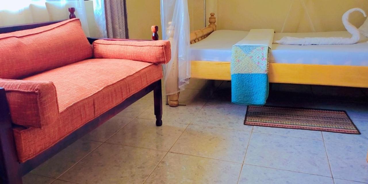 La Feve Beach Bed And Breakfast Entebbe Luaran gambar